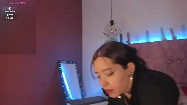 Mia lopez 1 online show from 7, 11, 2025