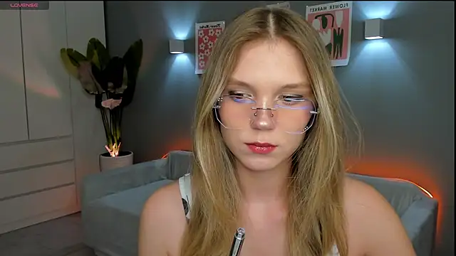 linakorvin online show from 4, 12, 2025