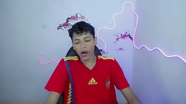 Im david02 online show from 21, 11, 2025