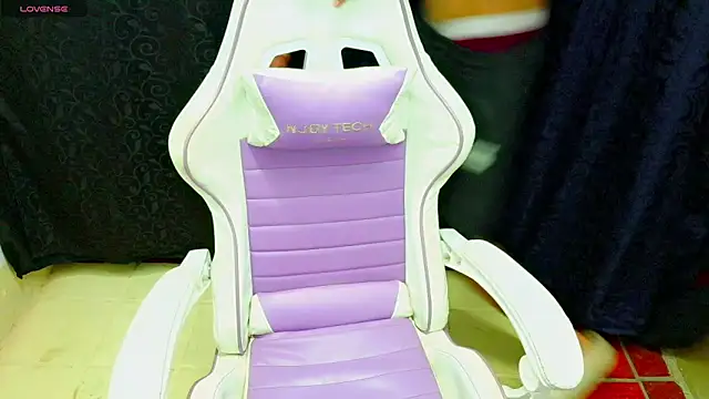 Im david02 online show from 28, 10, 2025