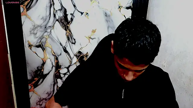 Im david02 online show from 28, 2, 2026