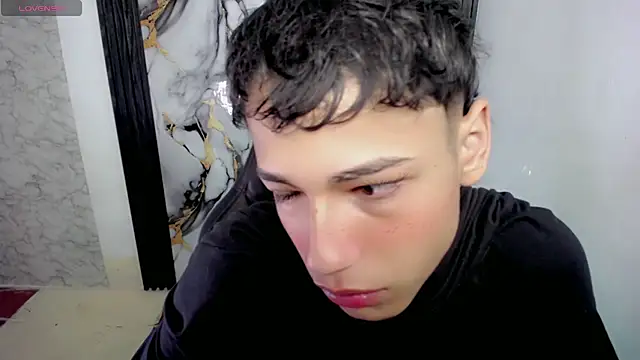 Im david02 online show from 1, 12, 2025