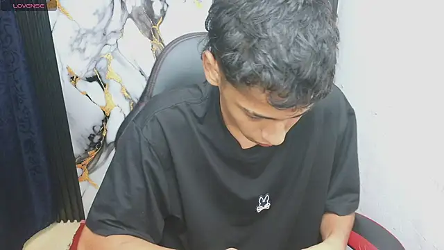 Im david02 online show from 6, 1, 2026