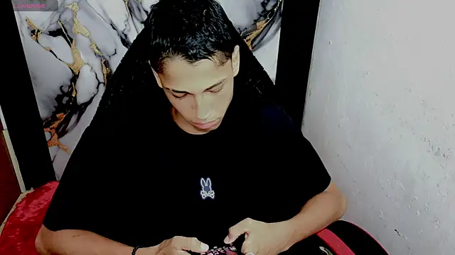 Im david02 online show from 4, 2, 2026