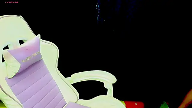 Im david02 online show from 6, 11, 2025