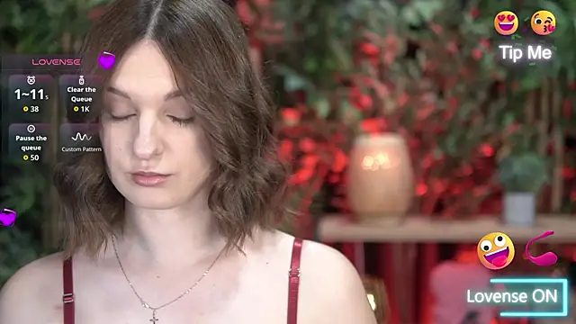 xoxo molly online show from 8, 10, 2025