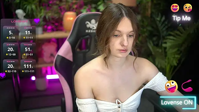 xoxo molly online show from 15, 12, 2025