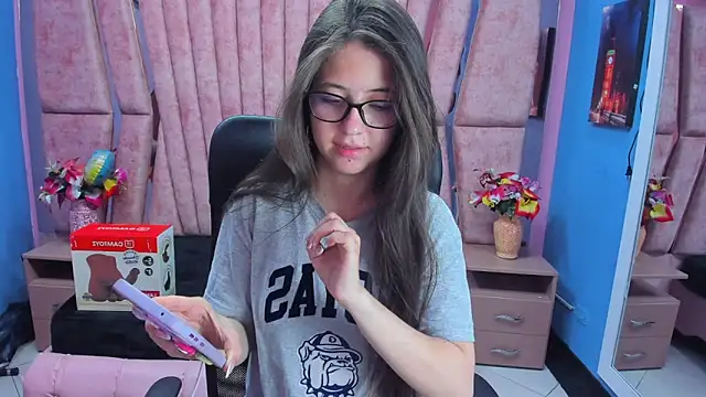 sarah sweett  online show from 17, 3, 2026