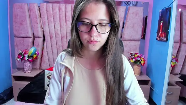 sarah sweett  online show from 19, 3, 2026