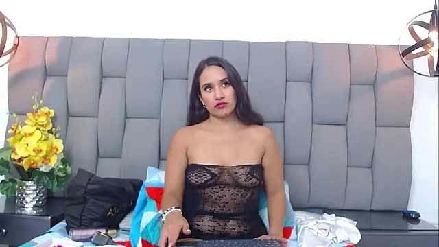 Emilysweet2 online show from 16, 1, 2026