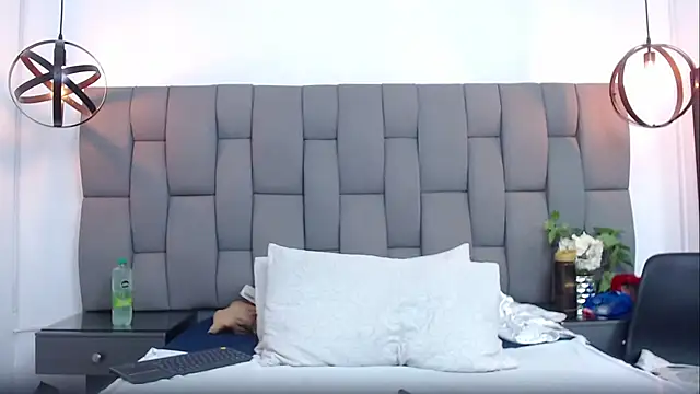 Emilysweet2 online show from 17, 10, 2025