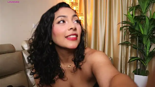 JulianaPons online show from 21, 7, 2026