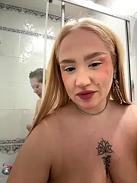 RollDolls online show from 18, 10, 2025