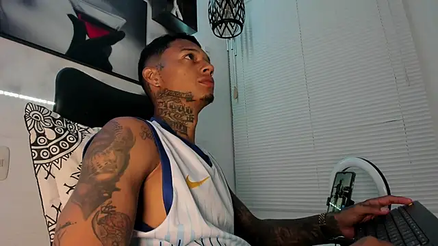 The boy dreams1 online show from 5, 10, 2025