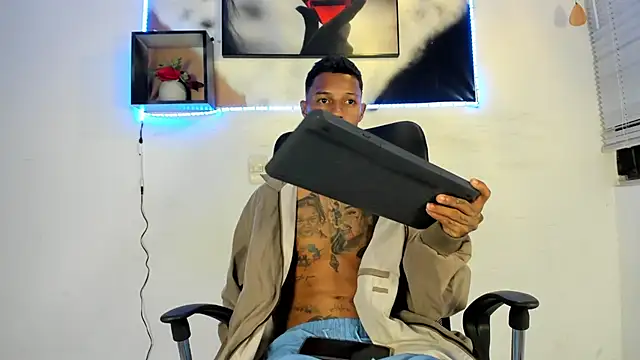 The boy dreams1 online show from 2, 10, 2025