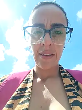 Jade 1-9 online show from 21, 10, 2025