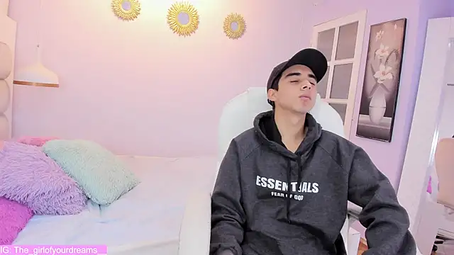 Hottie Guy online show from 20, 11, 2025