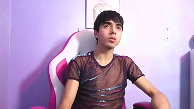 Hottie Guy online show from 1, 12, 2025