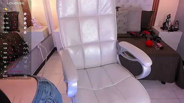 GabrielaaStone online show from 9, 11, 2025