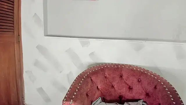 Snapshot of Molly_Logan chatting on 17, 2, 2026 Molly Logan online show from 17, 2, 2026