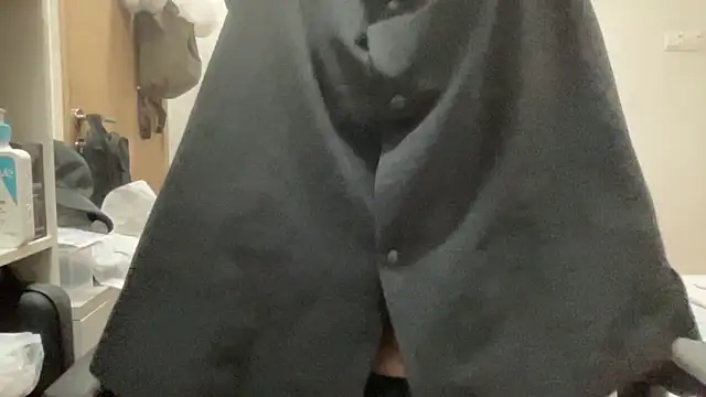 Snapshot of 16hornydog chatting on 4, 10, 2025 16hornydog online show from 4, 10, 2025