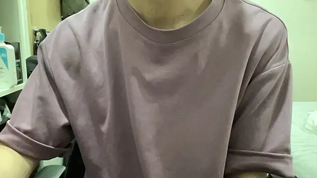 Snapshot of 16hornydog chatting on 13, 10, 2025 16hornydog online show from 13, 10, 2025