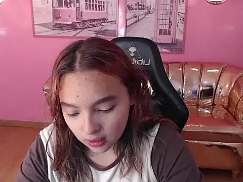 Snapshot of mia_foster_t chatting on 3, 10, 2025 mia foster t online show from 3, 10, 2025