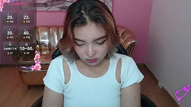 Snapshot of mia_foster_t chatting on 12, 11, 2025 mia foster t online show from 12, 11, 2025