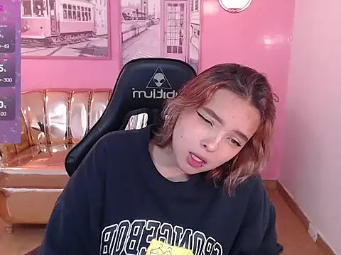 Snapshot of mia_foster_t chatting on 25, 10, 2025 mia foster t online show from 25, 10, 2025