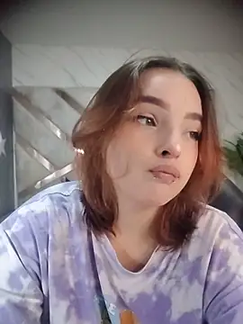 mia foster t online show from 18, 3, 2026