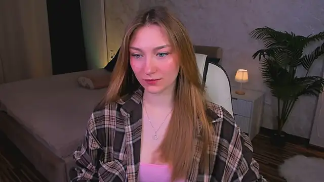 AngelAnabelle online show from 23, 10, 2025