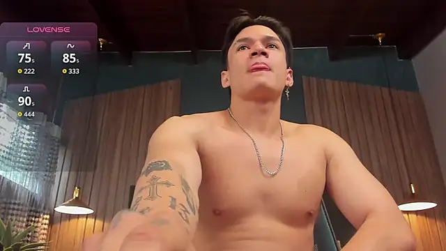 Snapshot of DanteGrant chatting on 17, 10, 2025 DanteGrant online show from 17, 10, 2025