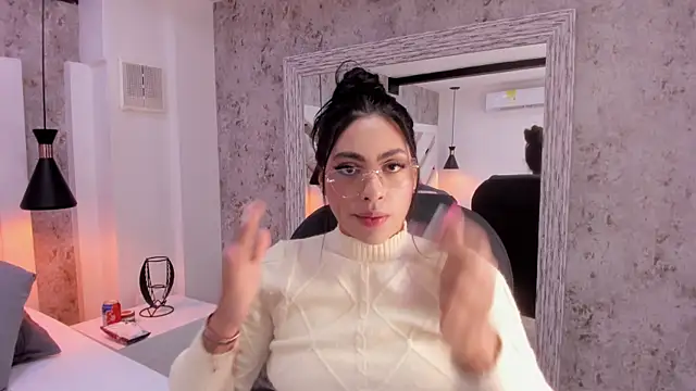 Vanessa Rain  online show from 25, 3, 2026