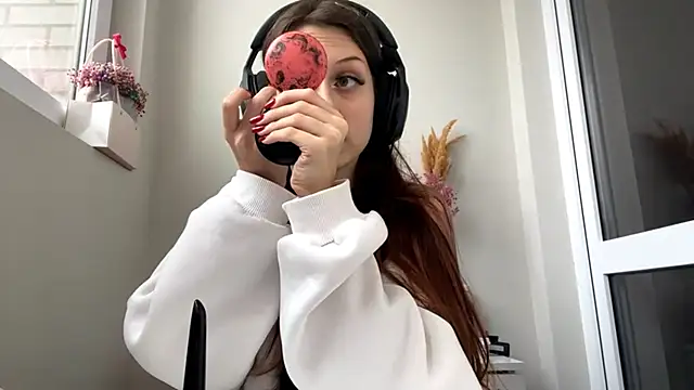 Snapshot of Nayra_flash chatting on 10, 10, 2025 Nayra flash online show from 10, 10, 2025