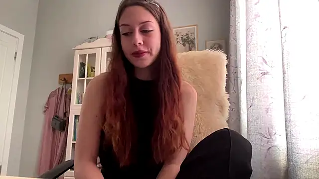 Snapshot of Nayra_flash chatting on 28, 11, 2025 Nayra flash online show from 28, 11, 2025