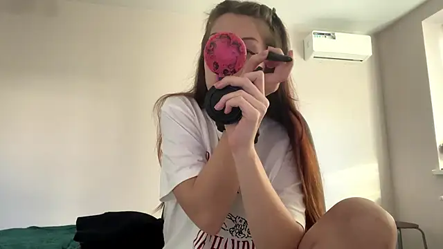 Snapshot of Nayra_flash chatting on 30, 10, 2025 Nayra flash online show from 30, 10, 2025