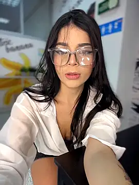 ArieliciousXXX online show from 11, 6, 2026