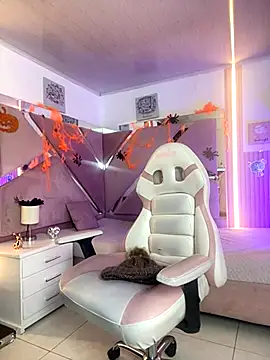 Charlotte ebony  online show from 30, 10, 2025