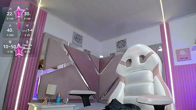 Charlotte ebony  online show from 21, 11, 2025