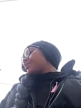 Charlotte ebony  online show from 14, 1, 2026