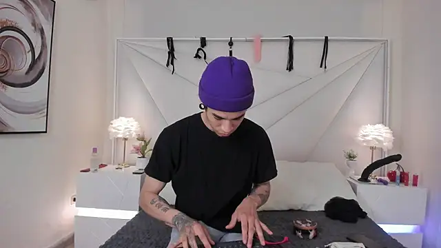 conjuring  online show from 18, 11, 2025