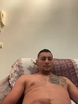 gooddboy01 online show from 18, 4, 2026