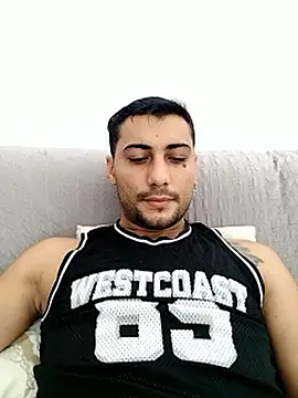 gooddboy01 online show from 25, 10, 2025