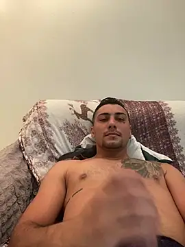 gooddboy01 online show from 18, 4, 2026