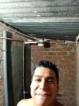 Snapshot of Alex321Flores chatting on 21, 2, 2026 Alex321Flores online show from 21, 2, 2026