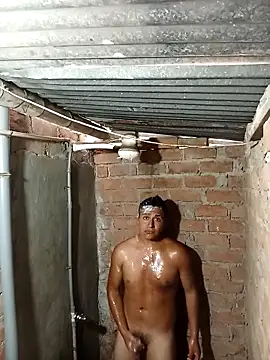 Alex321Flores online show from 14, 3, 2026