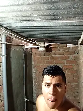 Snapshot of Alex321Flores chatting on 9, 2, 2026 Alex321Flores online show from 9, 2, 2026