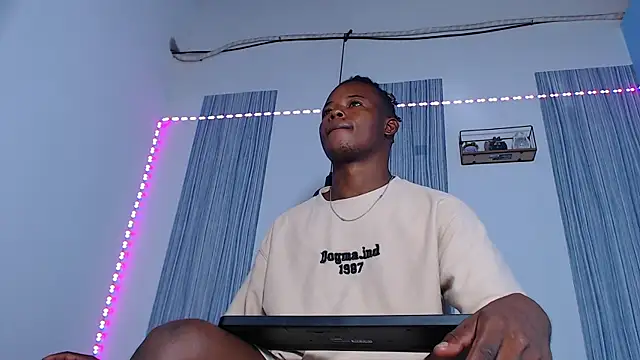 Dark stallionX online show from 17, 11, 2025