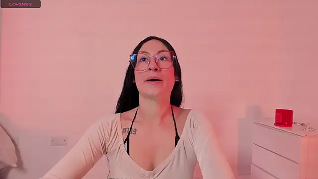 clover tter  online show from 12, 11, 2025