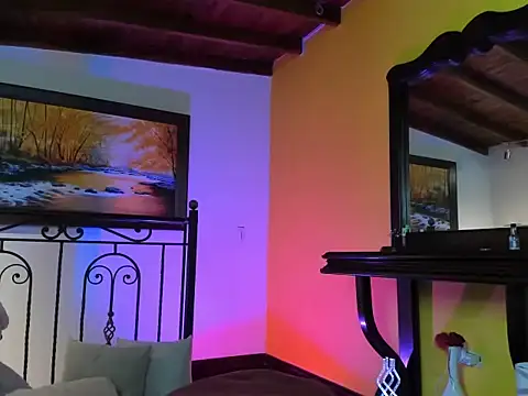 Zulyhenao online show from 7, 10, 2025